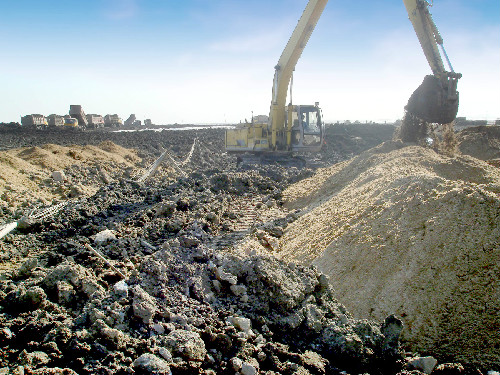 Laying sand