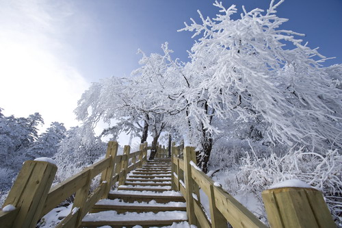 Xiling Snow Mountain