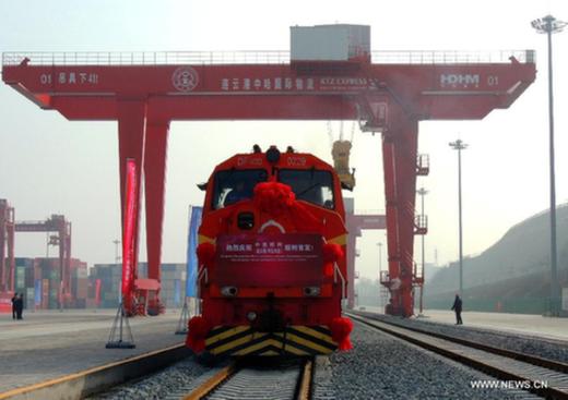 China-Kazakhstan cargo train rolls out of eastern port city
