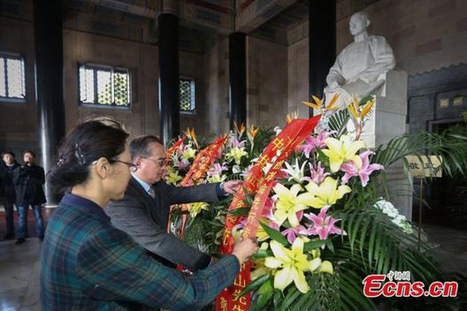 Nanjing marks 90th anniversary of Sun Yat-sen's death