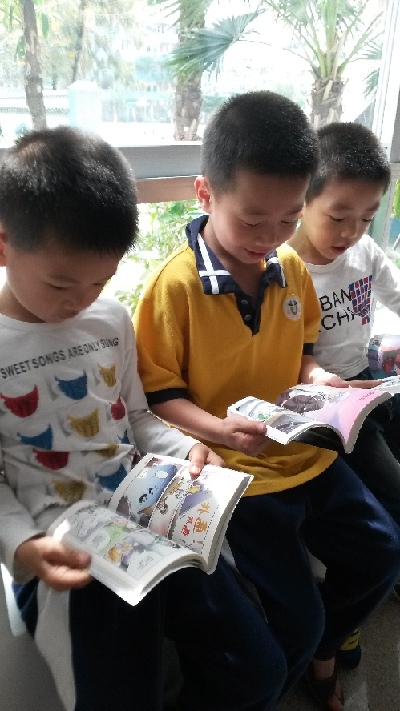 Yunfu No 1 Primary School students receive an education in traditional culture