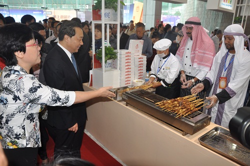 Yangzhou food exhibition for cultural exchanges