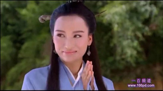 一个百变女子：美艳时尚重情义江佳桐