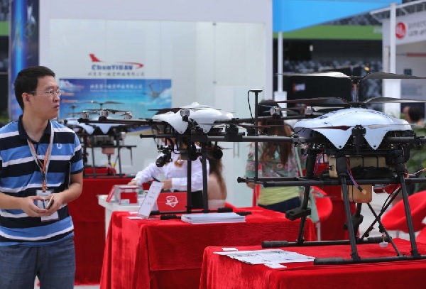 Hi-tech fair blazes with drones