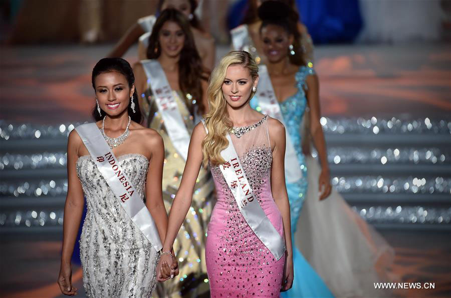 Miss Spain Mireia Lalaguna Royo crowned Miss World 2015