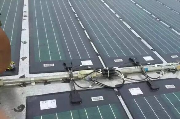 中石化南溪加油站选用汉能柔性薄膜发电屋顶