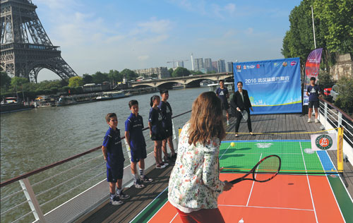 Wuhan promotes its tourism through France