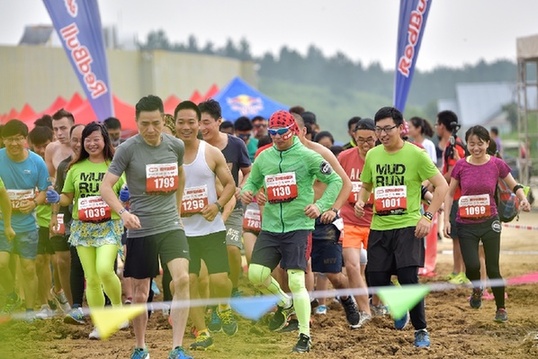 Passionate mud run comes to Nanjing