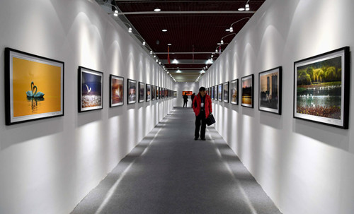 Intl photo exhibition in swan city