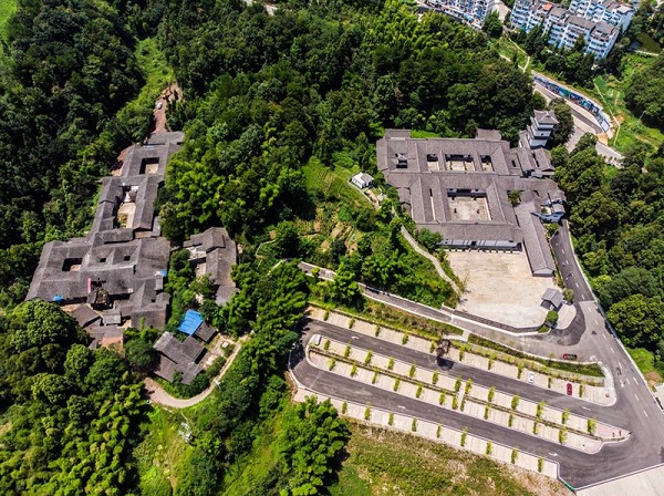 Qing Dynasty lifestyle in Jiangjin's Huilongzhuang manor