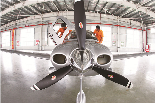 Zhuhai attracts top flight aviation players