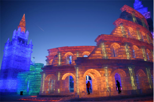 Enjoy winter fun in Harbin Ice and Snow World