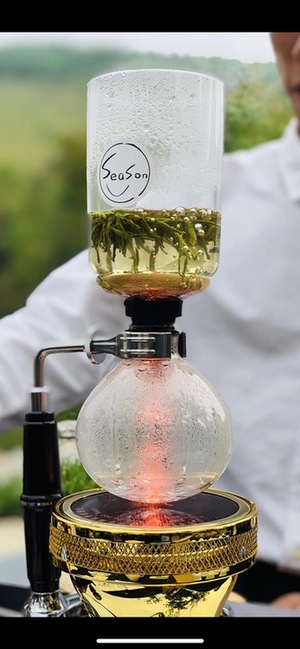 Changzhou welcomes expat group with local tea culture