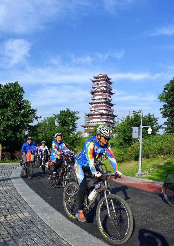 Chengdu draws widespread attention for living standards