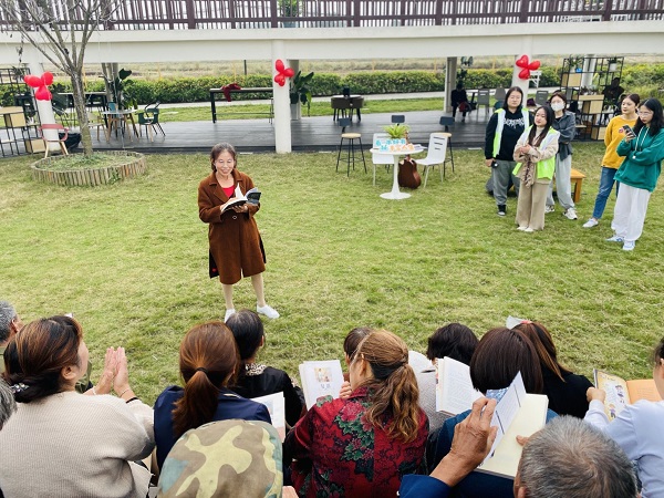 Xinjin district helps the disabled enjoy public cultural services