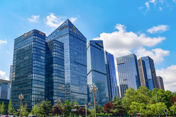 Chengdu to attract enterprises, talent with business-friendly environment