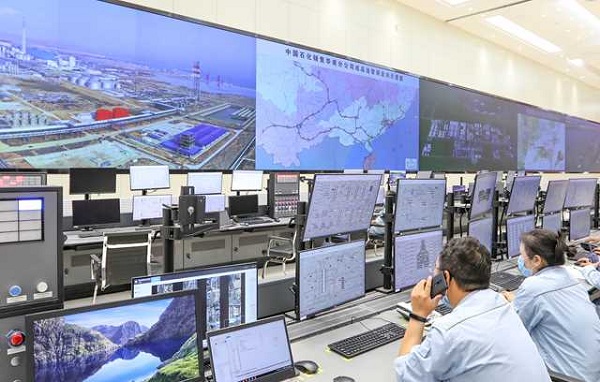 Digital technologies monitor petrochemical project operations