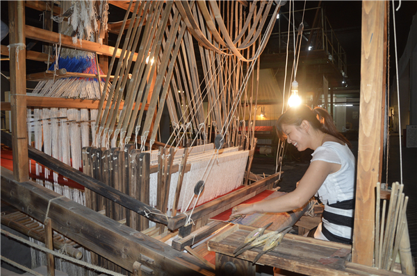 Silk and garment industry in Jialing achieves high-quality development
