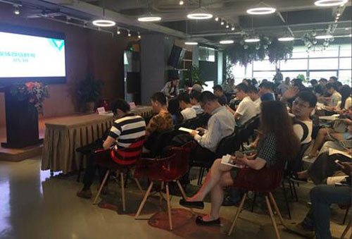 Liangjiang offer courses on start-ups