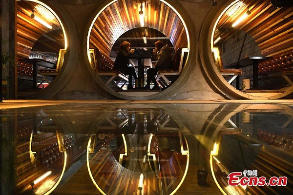 Chongqing café highlights cement pipes, local culture