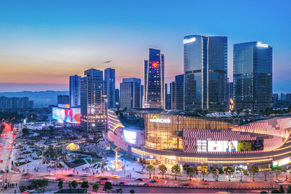 Modern finance thrives in Liangjiang