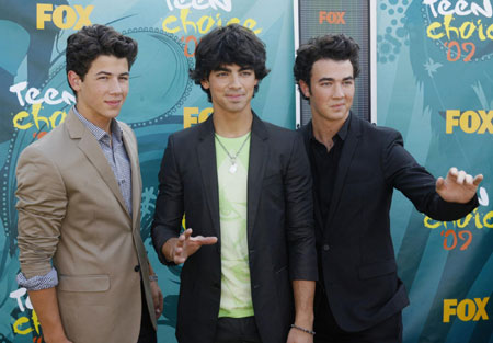 The Jonas Brothers at the Teen Choice 2009 Awards