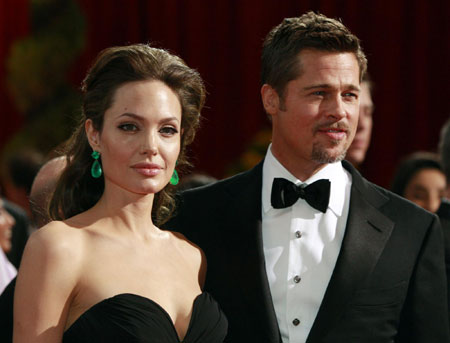 Nominees Pitt and Jolie pose at 81st Academy Awards in Hollywood