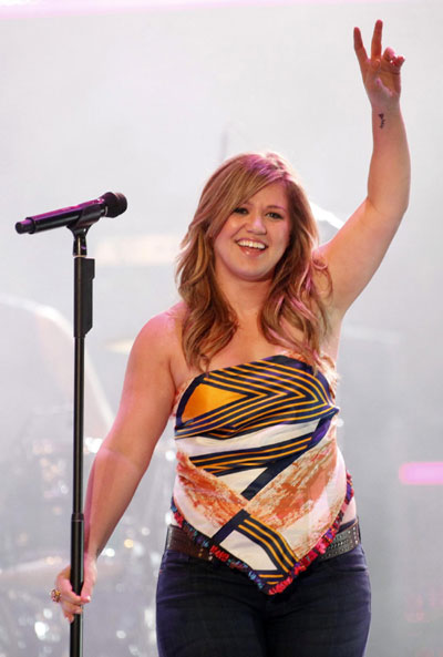 Stars shine at 2009 MuchMusic Video Awards in Toronto
