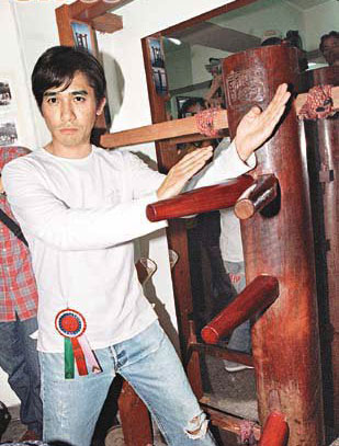 Tony Leung's arm broken during Kung Fu training