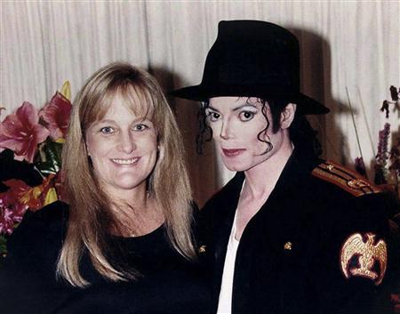 Jackson's ex-wife denies giving up kids