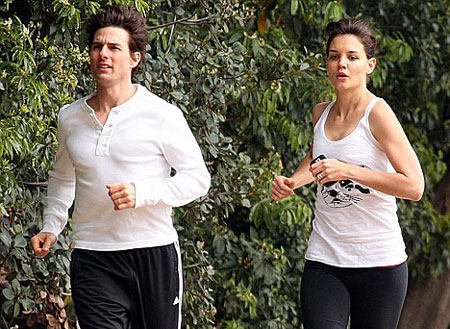 Tom Cruise and Katie go jogging together in Melbourne