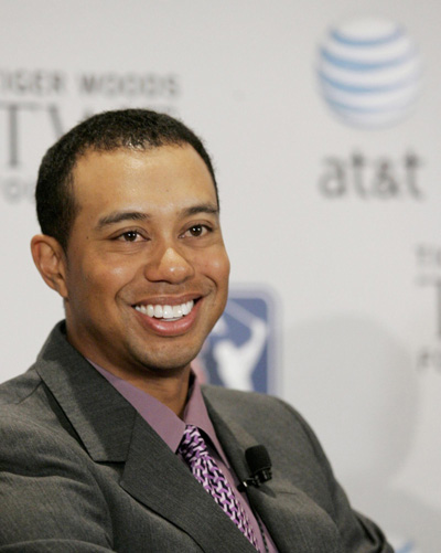 Tiger Woods popularity slumps after sex scandal