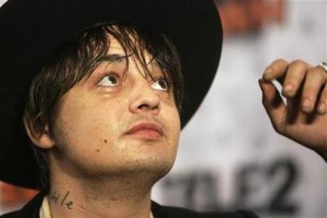Singer Pete Doherty rearrested after court date