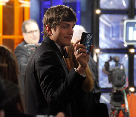 Ashton Kutcher at the 2010 People's Choice Awards