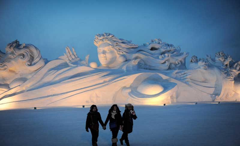 Snow sculptures showcased in NE China art show