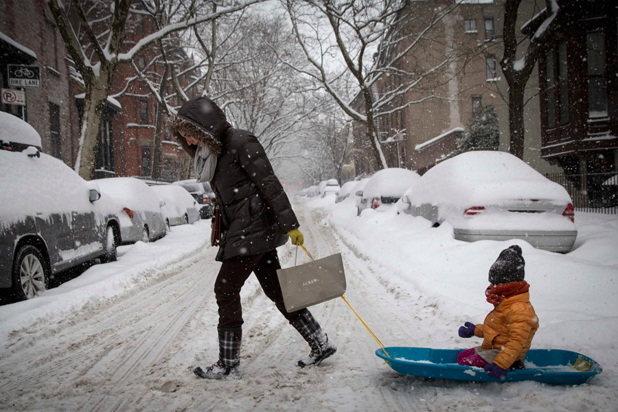US East Coast buried in snow
