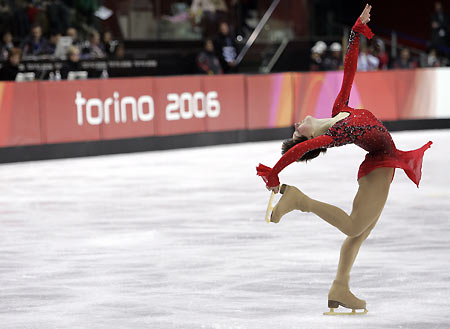 Irina Slutskaya of Russia performs in the women's free program during the Figure Skating competition at the Torino 2006 Winter Olympic Games in Turin, Italy, February 23, 2006. [Reuters]