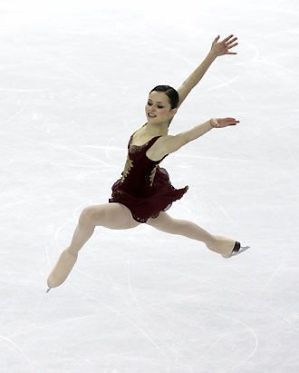Sasha Cohen of the United States performs in the women's free program during the Figure Skating competition at the Torino 2006 Winter Olympic Games in Turin, Italy, February 23, 2006. [Reuters]