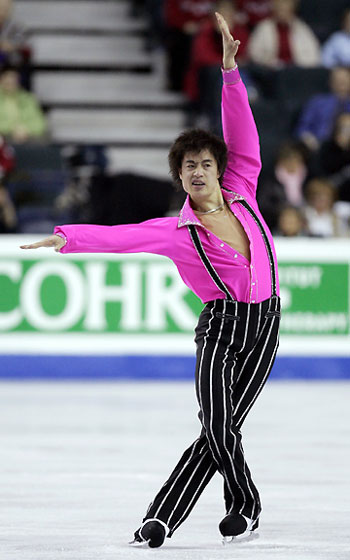China's Zhang Min performs at the World Figure Skating Championships in Calgary, Canada, March 21, 2006. 