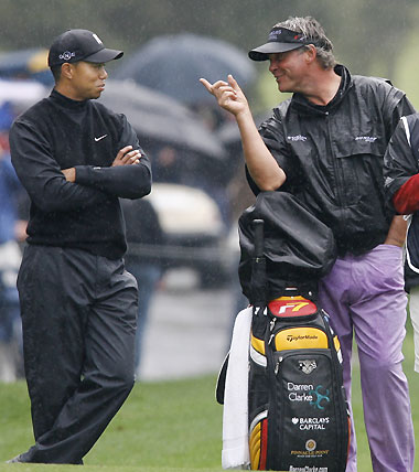 Tiger Woods (L) from the U.S. and Darren Clarke