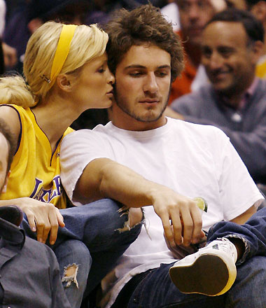 Paris Hilton, Stavros Niarchos