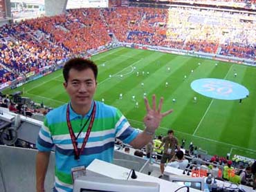 huang jianxiang, chinese commentator, world cup