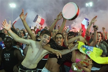 Italy vs. France for the Cup