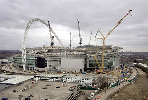 A general view of Wembley stadium in northwest London is seen in this March 20, 2006 file photo. Australian construction firm Multiplex Group said on August 1, 2006 it does not expect the Wembley sports stadium it is building in London to be ready for a major event before June 2007. 
