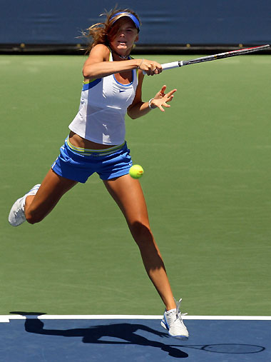 Daniela Hantuchova of Slovakia hits a forehand to Lisa Raymond of the U.S. during the JPMorgan Chase Open women's tennis tournament in Carson, California, August 9, 2006. 