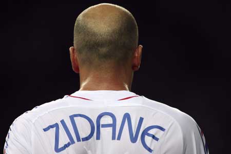 Zidane remains best-loved French despite hea