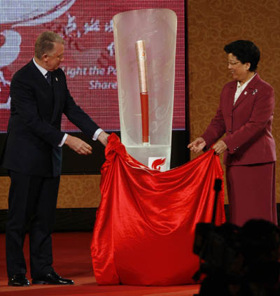 olympic torch,torch relay route