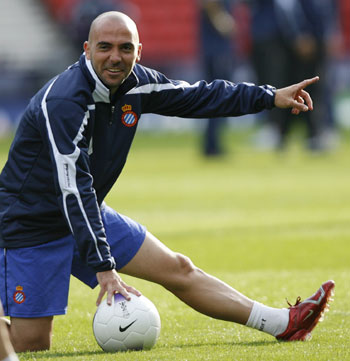 Training session before UEFA Cup final