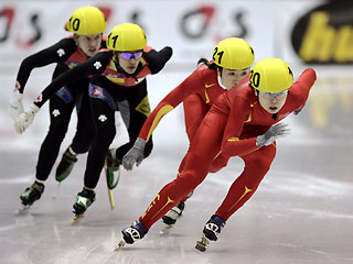 China win at women's 3000m relay