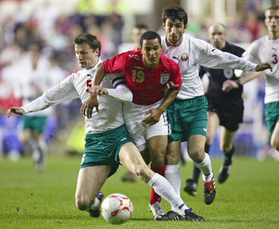 Belarus beats England 2-1